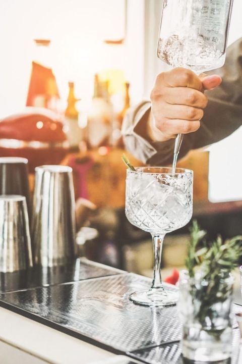 Nos solutions d'agencement sur mesure et de matériel professionnel pour votre bar
